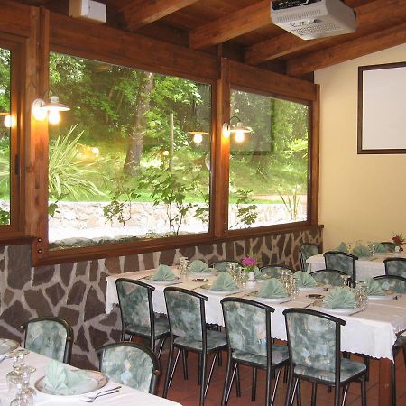 Hotel Chiar Di Luna Laino Borgo Zewnętrze zdjęcie