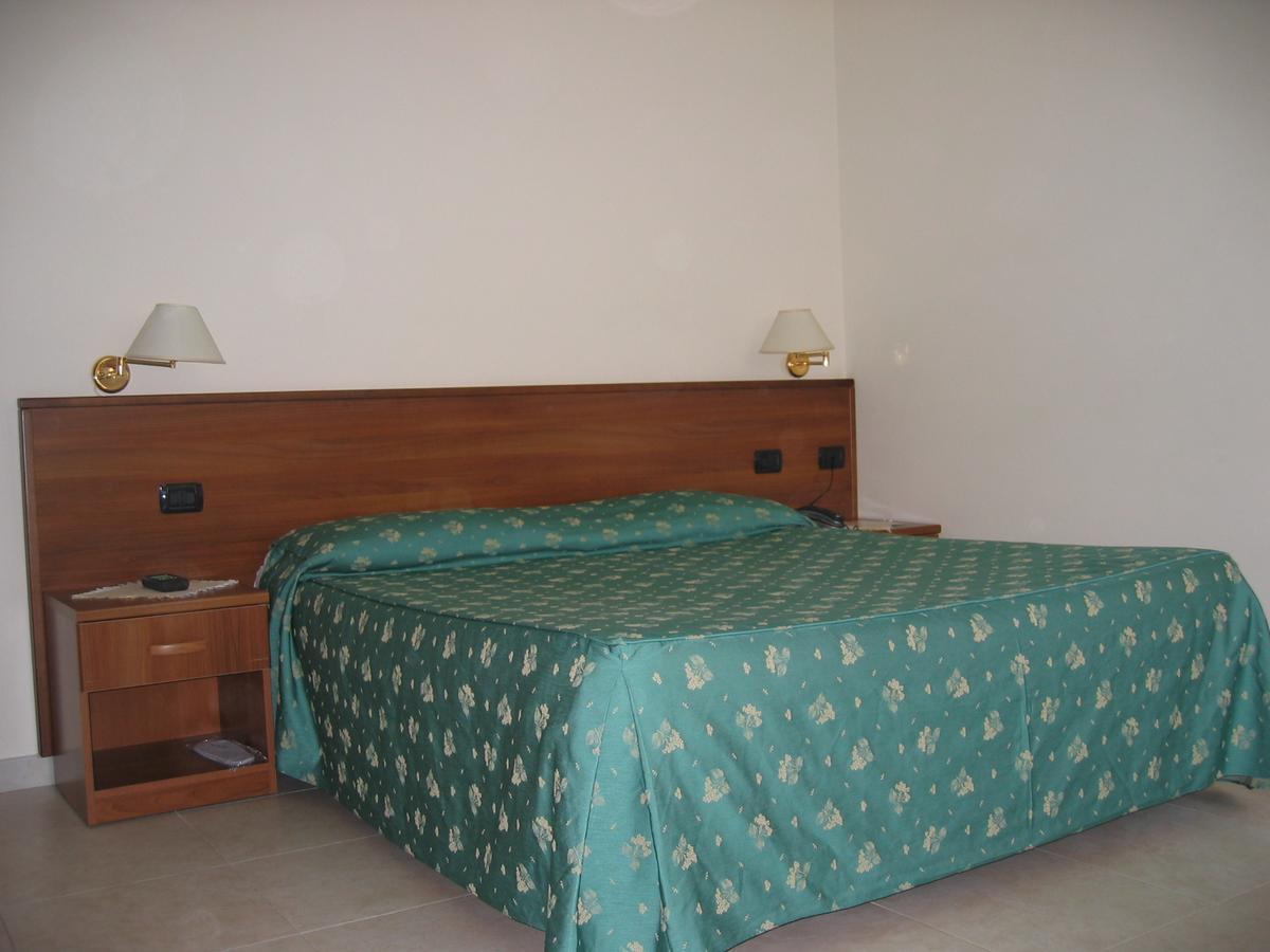 Hotel Chiar Di Luna Laino Borgo Zewnętrze zdjęcie
